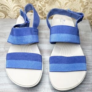 Cloudsteppers by Clarks Cushion Soft 2-tone blue Sandals Women's size 8. (sl2)